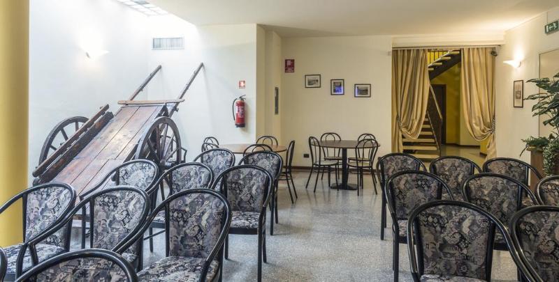 Hotel Postumia Dossobuono Exterior photo