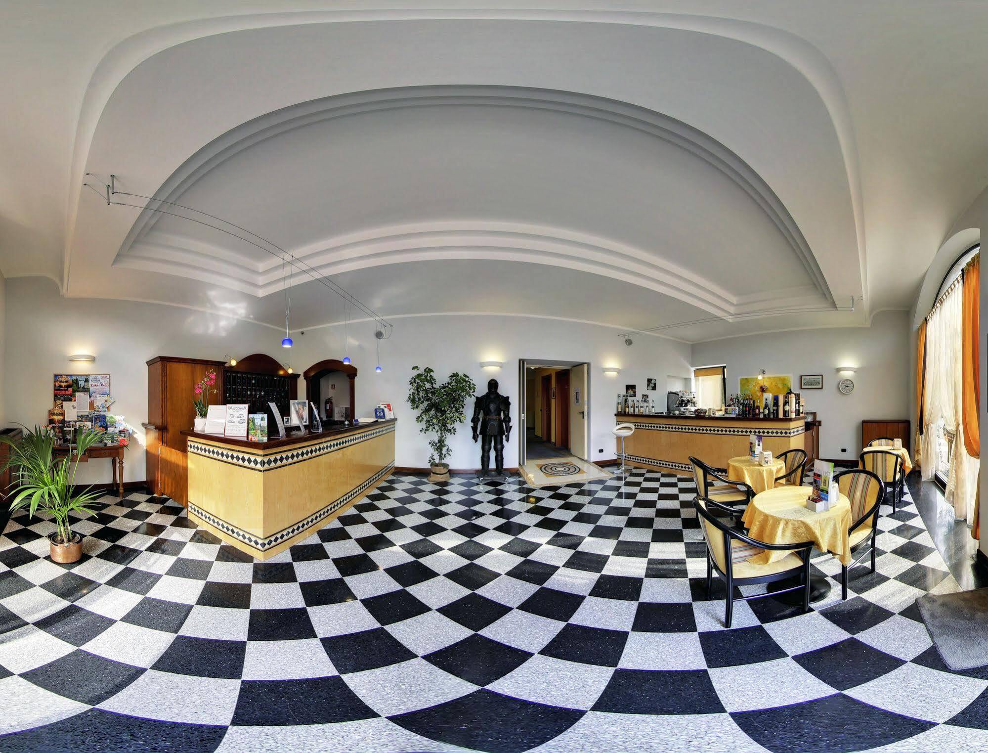 Hotel Postumia Dossobuono Exterior photo